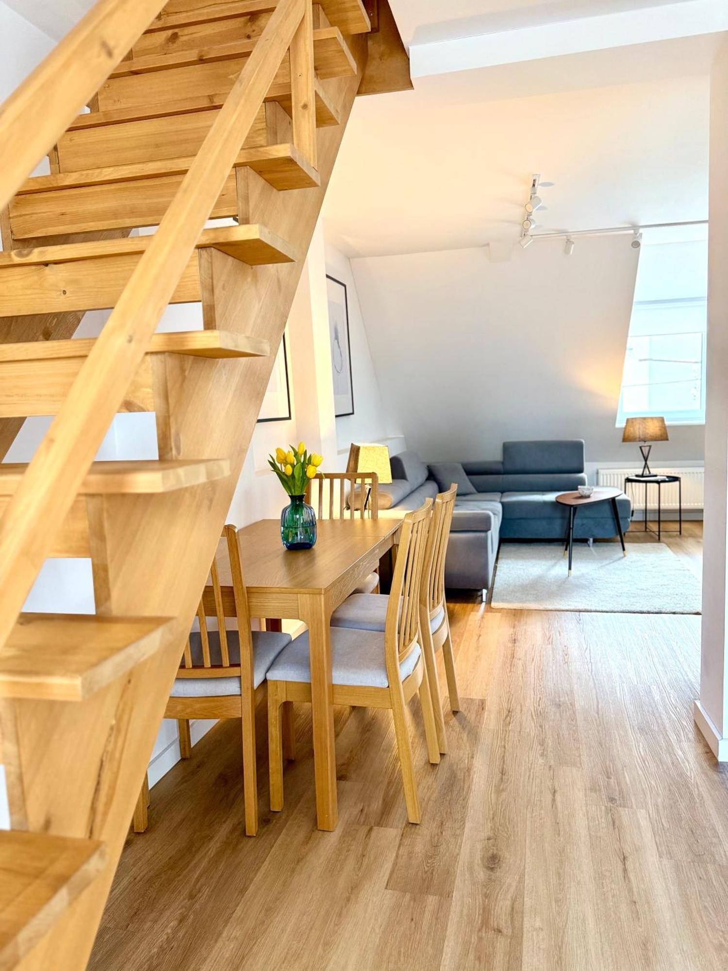 Apartament Pietrowy W Centrum Klodzka Z Darmowym Parkingiem Клодзко Экстерьер фото